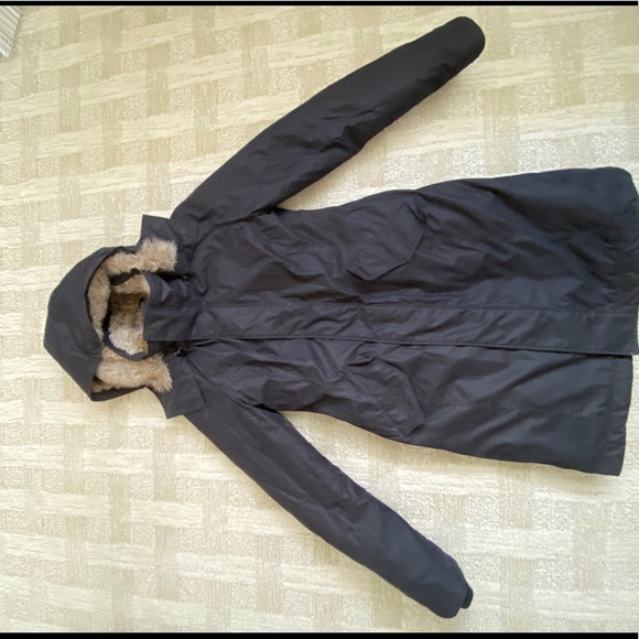 Oskar Parka by Babaton. Purchased from Aritzia - Picture 6 of 7